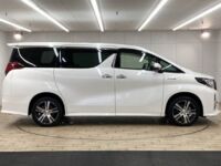 Toyota Alphard, 2015