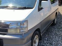 Nissan Elgrand, 1999
