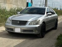 Toyota Crown, 2004