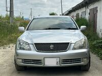 Toyota Crown, 2004