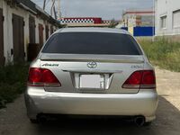 Toyota Crown, 2004