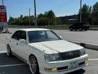 Toyota Crown, 1999