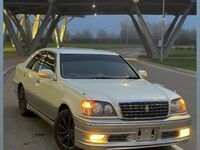 Toyota Crown, 1999