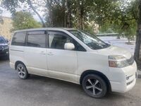 Toyota Voxy, 2006