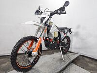 Regulmoto Crosstrec 300, 2025