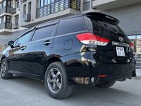 Toyota Wish, 2010