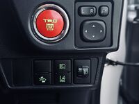 Toyota Corolla Fielder, 2015