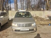 Nissan Bassara, 2000