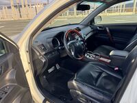 Toyota Highlander, 2010