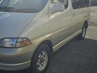 Toyota Granvia, 1998