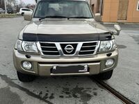 Nissan Safari, 2004