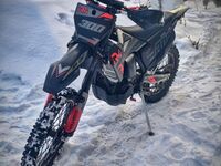 Regulmoto Legend 300, 2024