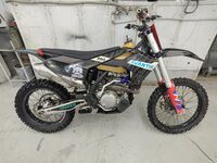 Avantis Enduro 250 Pro/Carb, 2020