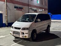 Mitsubishi Delica, 2004