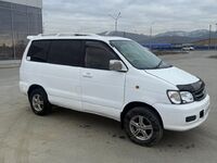 Toyota Town Ace Noah, 1999