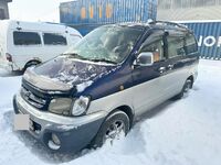 Toyota Town Ace Noah, 2001