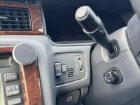 Toyota Crown Majesta, 1998