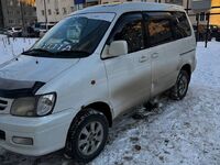 Toyota Town Ace Noah, 2001