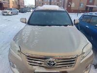 Toyota Vanguard, 2010