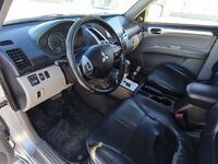 Mitsubishi Pajero Sport, 2011