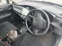 Toyota Corolla Axio, 2019