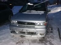 Nissan Prairie Joy, 1991