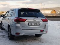 Toyota Corolla Fielder, 2017