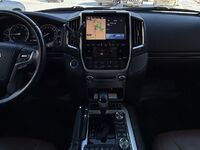 Toyota Land Cruiser, 2016