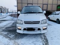 Toyota Town Ace Noah, 2000