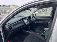 Toyota Corolla Axio, 2020