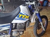 Yamaha TT-R 250, 2000