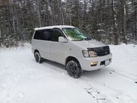 Toyota Town Ace Noah, 2000