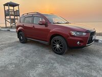 Mitsubishi Outlander, 2012