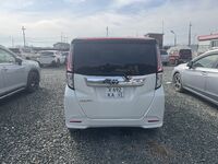 Toyota Roomy, 2021