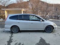 Honda Stream, 2001