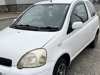 Toyota Vitz, 2002