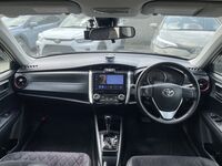 Toyota Corolla Fielder, 2017