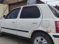 Nissan March, 2001