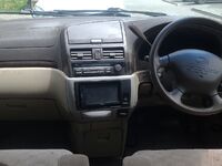 Nissan Presage, 1999
