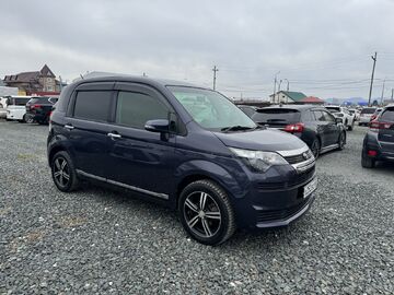 Toyota Spade , 2012