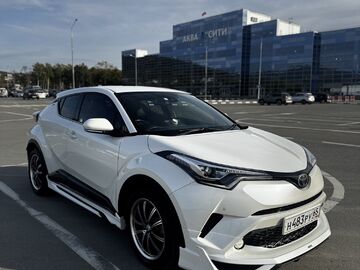 Toyota C-HR, 2017