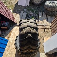 Продам 2 задних балона на квадроцикл