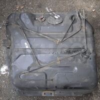 продам топливный бак на паджеро V44 контрактный