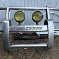 Кенгурятник на Land Cruiser 80